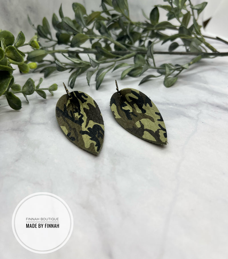 Camo Leather pointed teardrop large Earrings